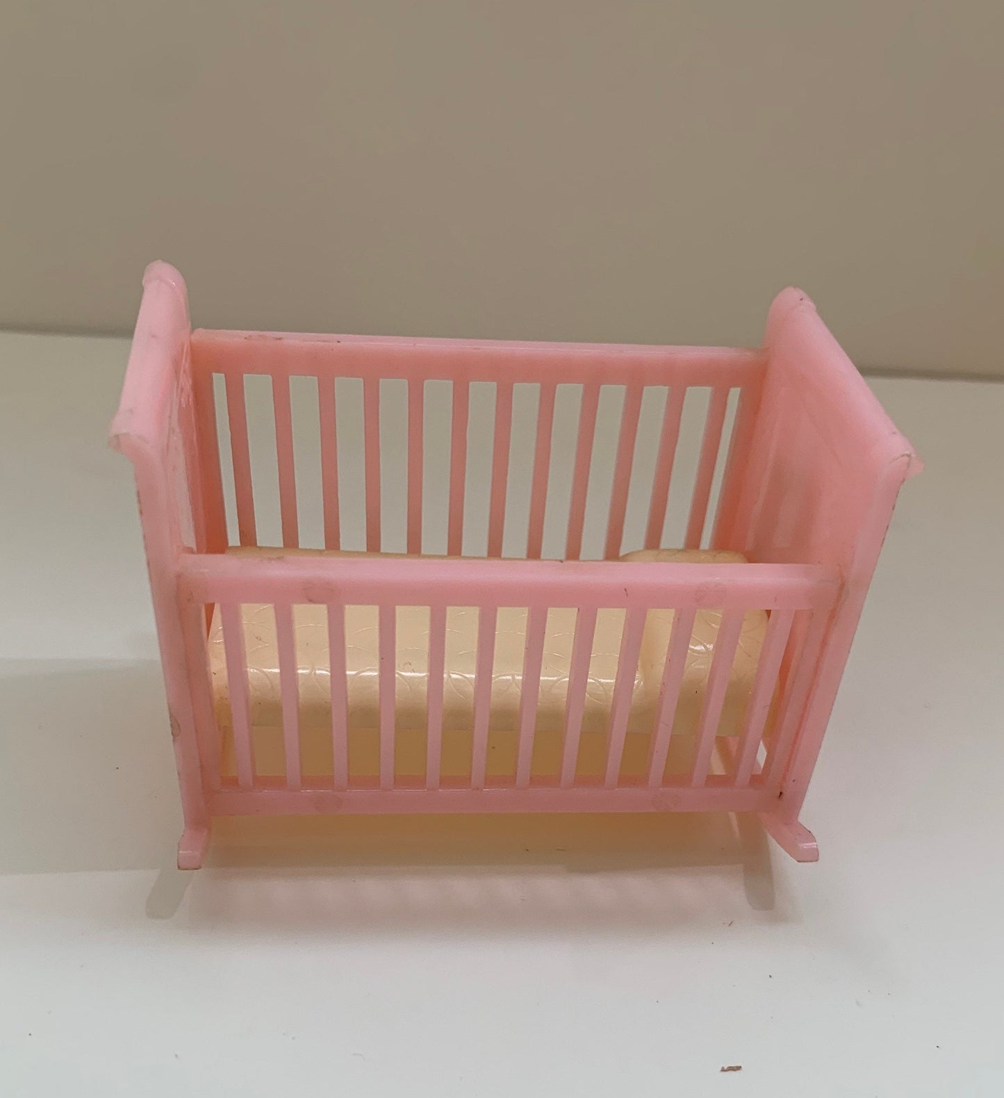 Renwal Baby Bedroom Dollhouse Furniture Set, Set of 3, Crib, Dresser, and Changing Table