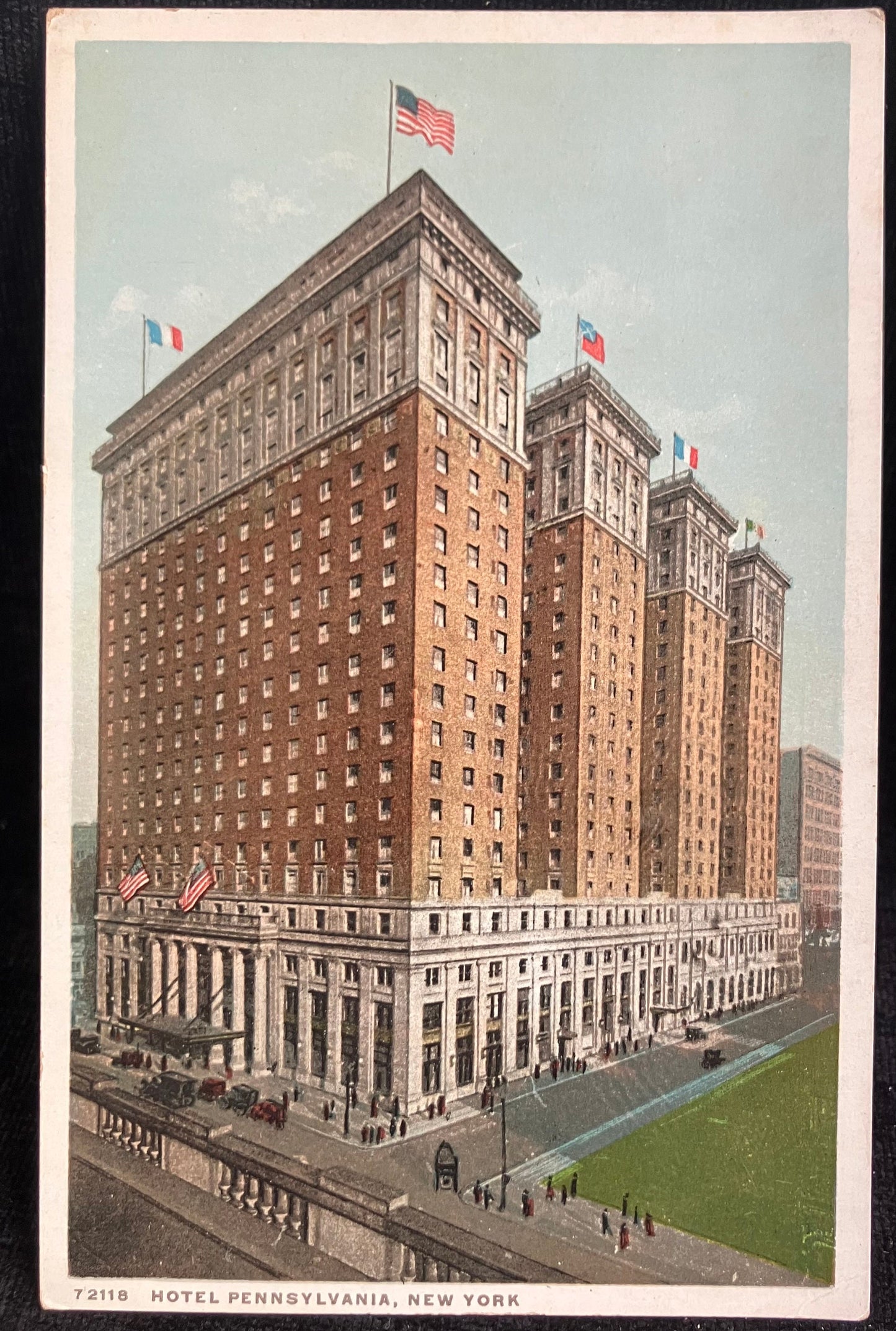 Hotel Pennsylvania, 401 Seventh Avenue, New York City- Vintage Postcard