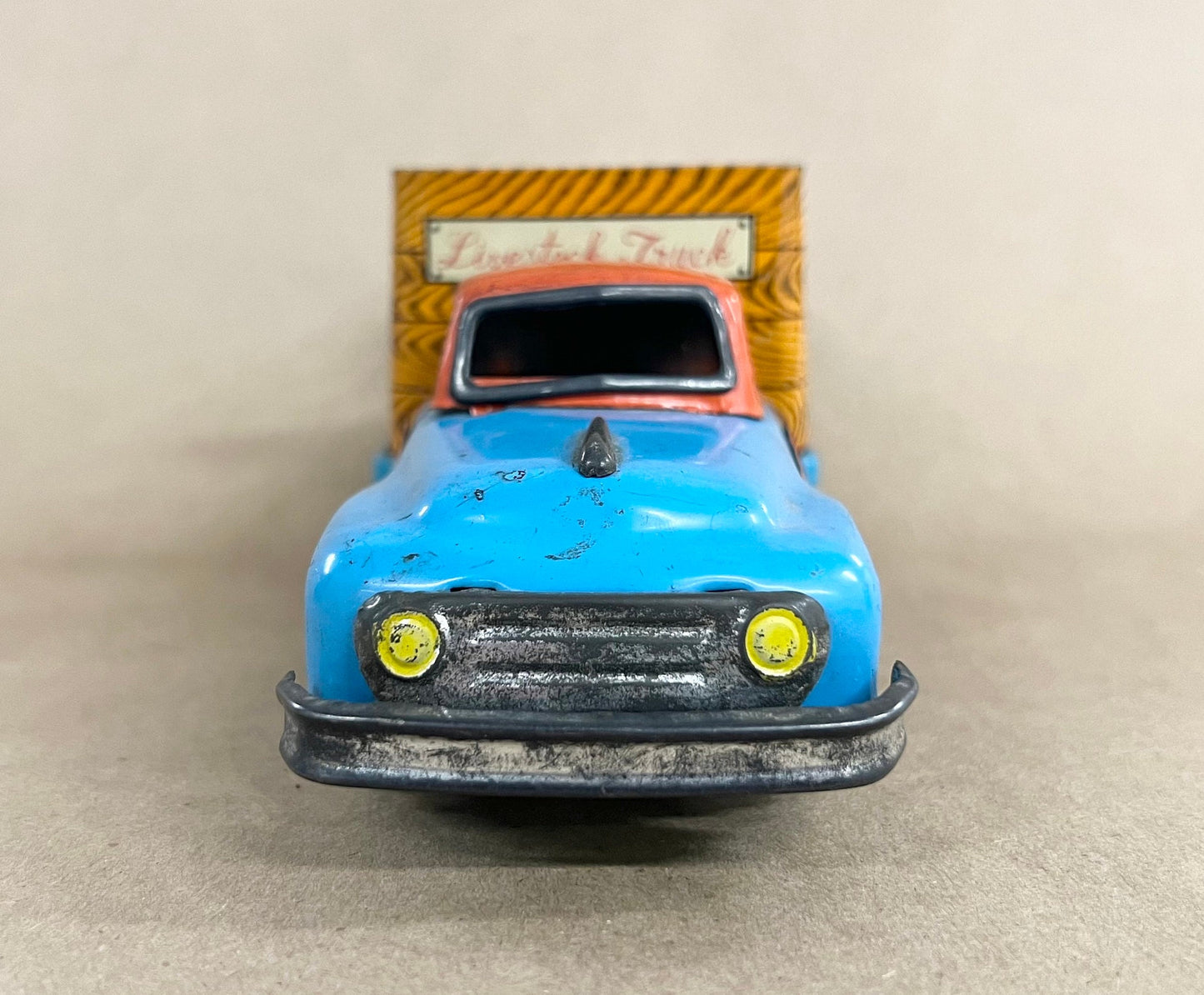 Tin Litho Friction Livestock Truck - RARE Chevrolet cattle truck - Made by Taniguchi Shoten Japan - Friction Works, Paint and tires great