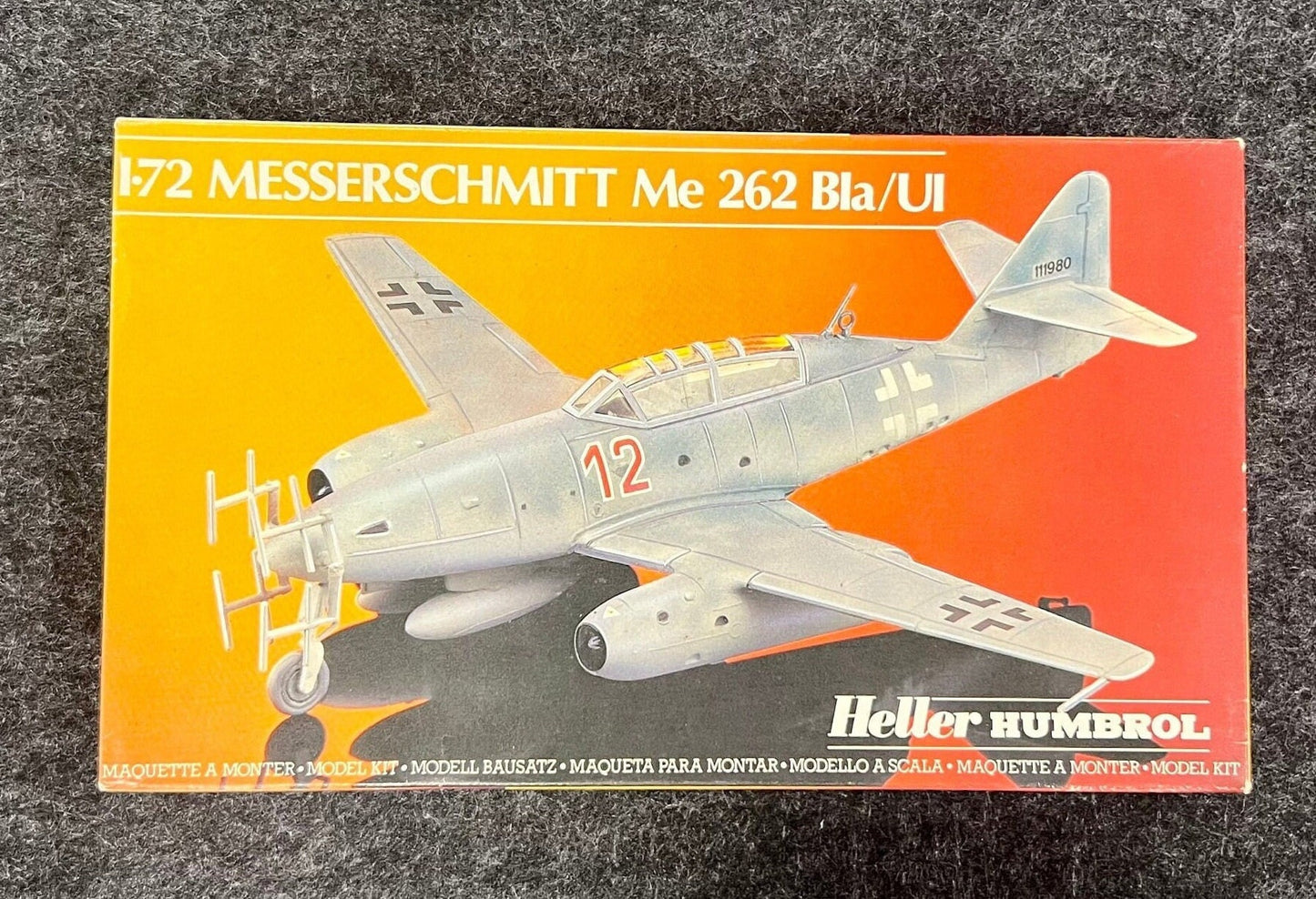 I.72 MESSERSCHMITT Me 262 Bla/UI - Plastic Model Airplane Kit - Mint in Box 1986 Heller Humbrol - Kit Model 80233 from England and France
