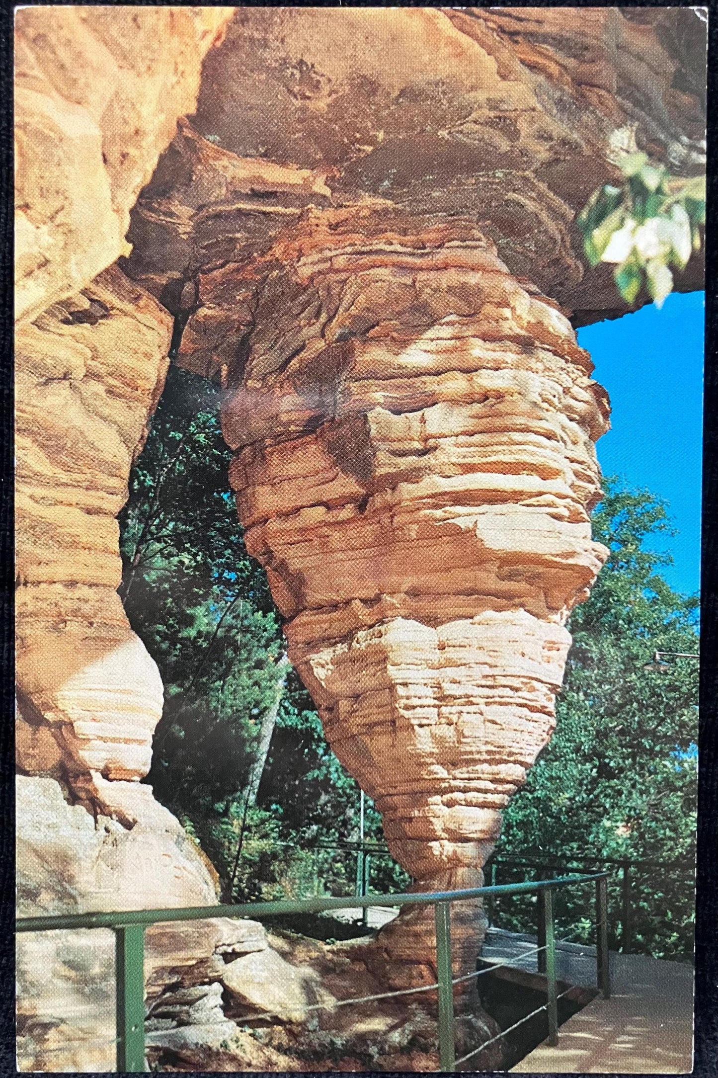 Hornets’ Nest - Dells of the Wisconsin River, Wisconsin. - Vintage Rock Formation Postcard - Wisconsin Rock Formations -Wisconsin Geology