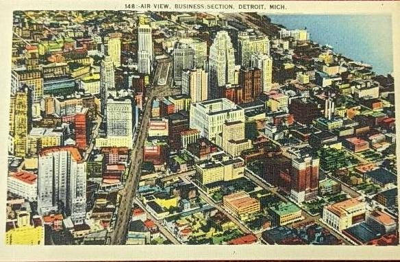 Bird's Eye View, Business Section, Detroit, Michigan - Linen postcard