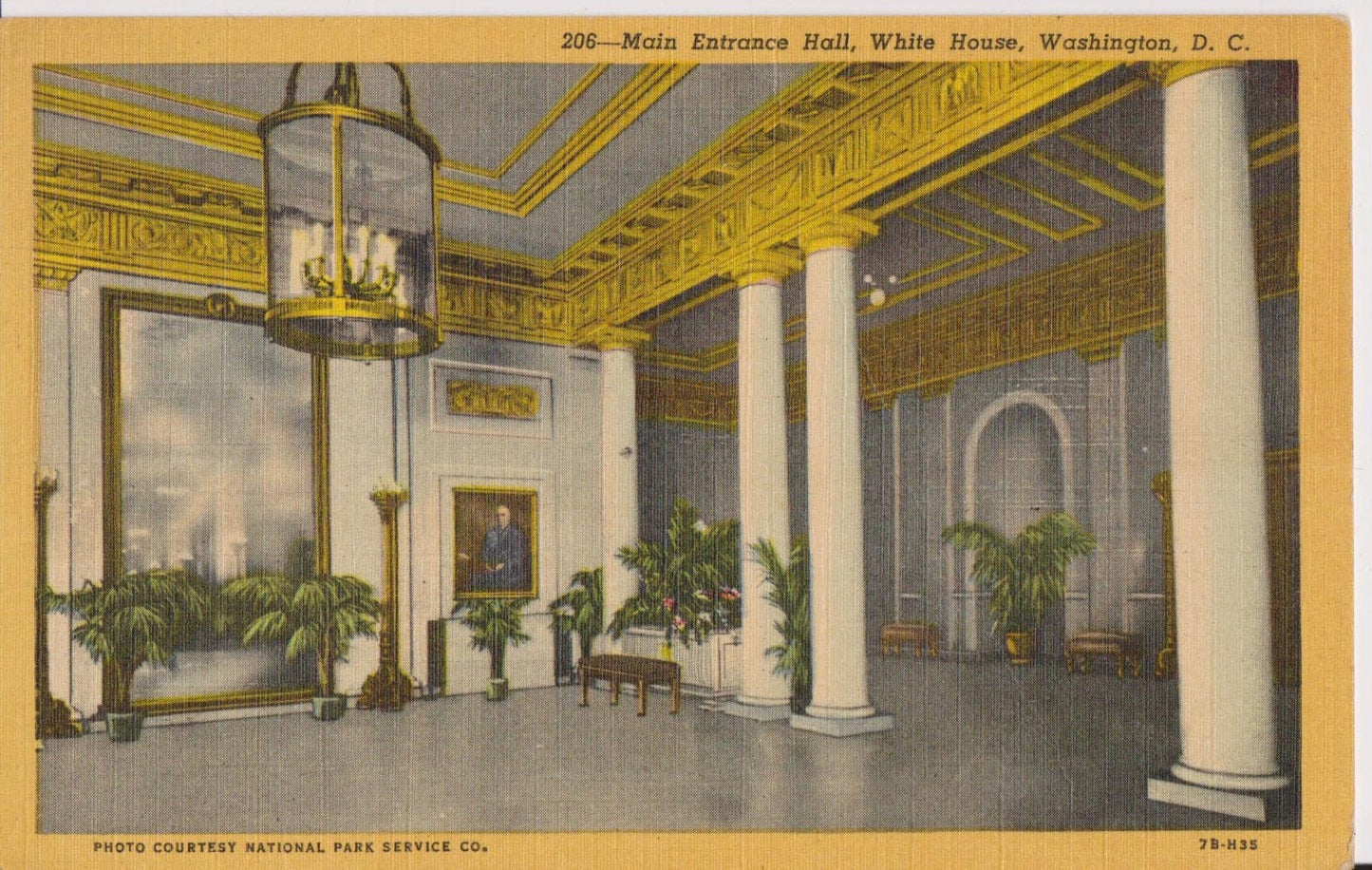 Main Entrance Hall White House - Washington D.C. - 1930-1944 Vintage Postcard