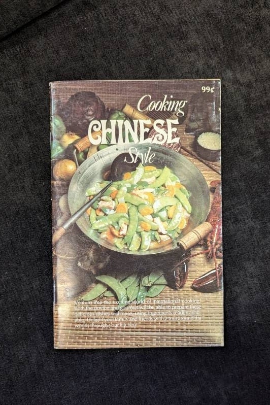 1979 Cooking Chinese Style Cookbook - Americanized Asian Food - Chinese American Dishes